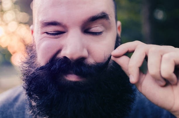 Comment faire pousser sa barbe : astuces pour faire pousser la